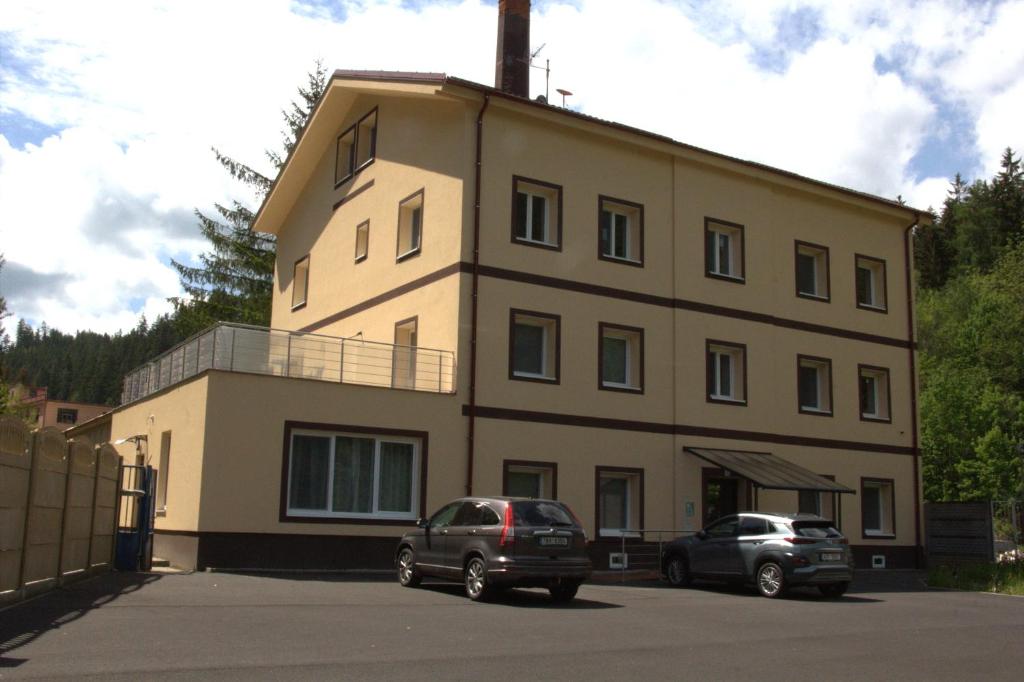 Budova, kde se apartmán nachází