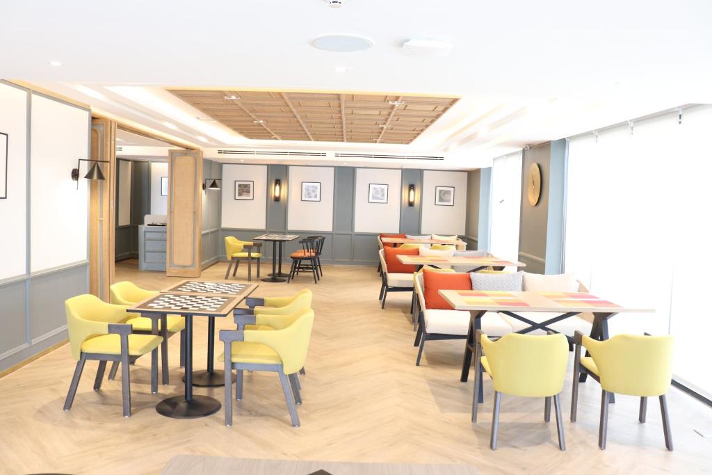 The Quart Ruamrudee by UHG - Resim 36