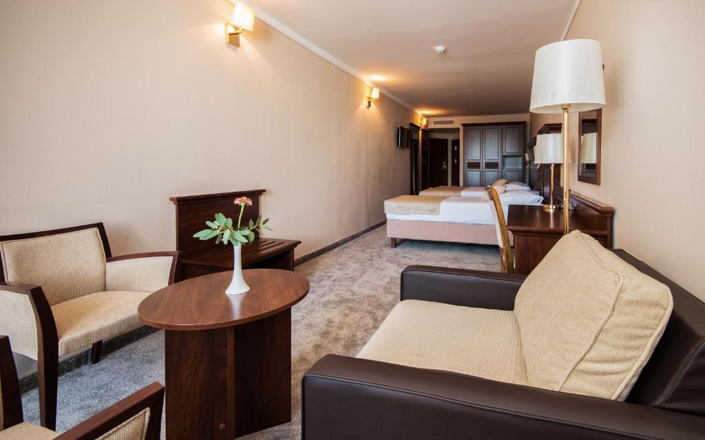 Prostor za sedenje u objektu Grand Hotel Neum Wellness & Spa