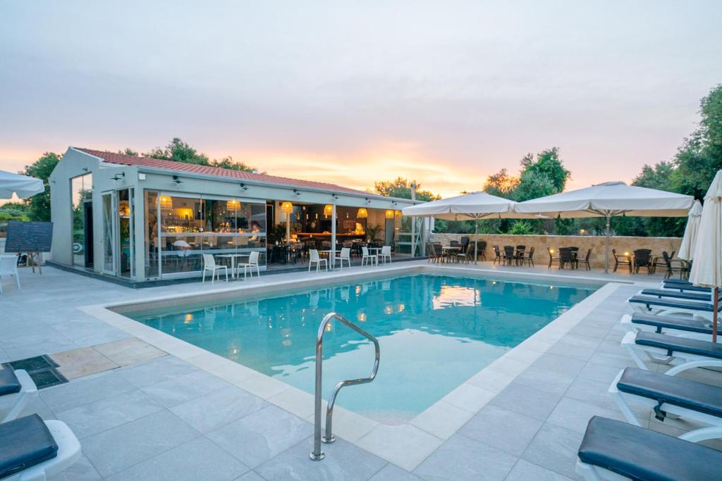 Makris Yialos Apartments - 6