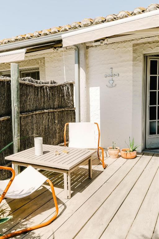 Hôtel Restaurant Les Arnelles - 11