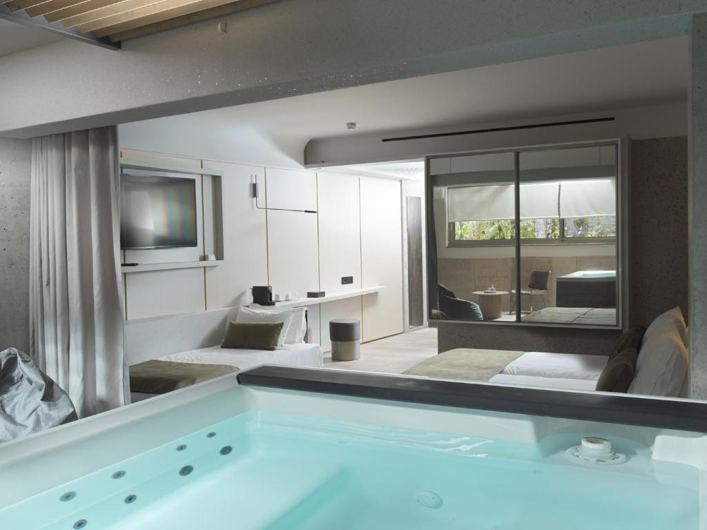 Nautilux Rethymno by Mage Hotels - 10