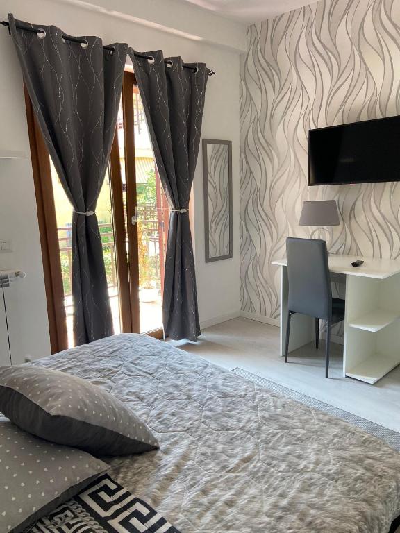 Телевизор и/или развлекательный центр в Dream house... Cerveteri!