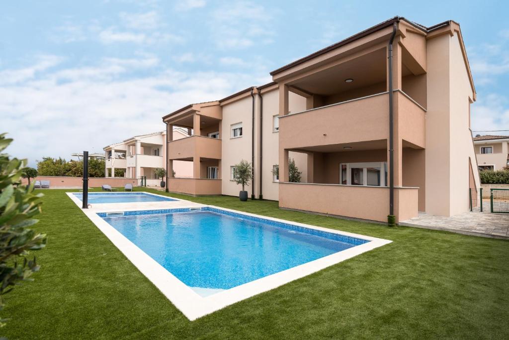 Bazén v ubytování Apartmani Villa Ruby nebo v jeho okolí