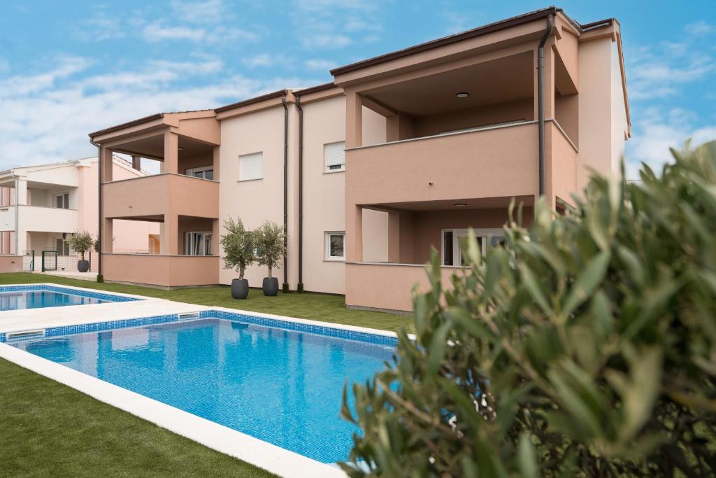 Bazén v ubytování Apartmani Villa Ruby nebo v jeho okolí