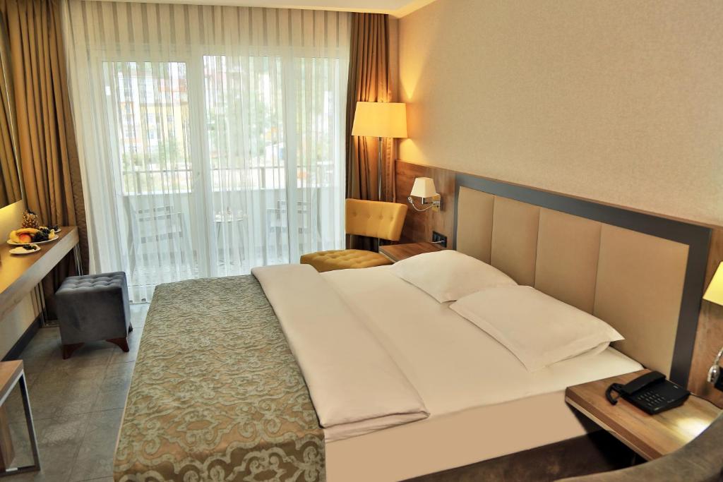 Yildiz Life Hotel - 带阳台的套房