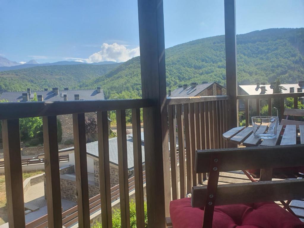 Apartamento El Abedul Luga 23 Castiello de Jaca, Castiello de ...