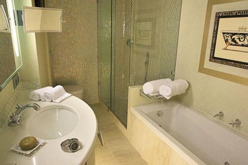 Kúpeľňa v ubytovaní Hotel Sa Calma