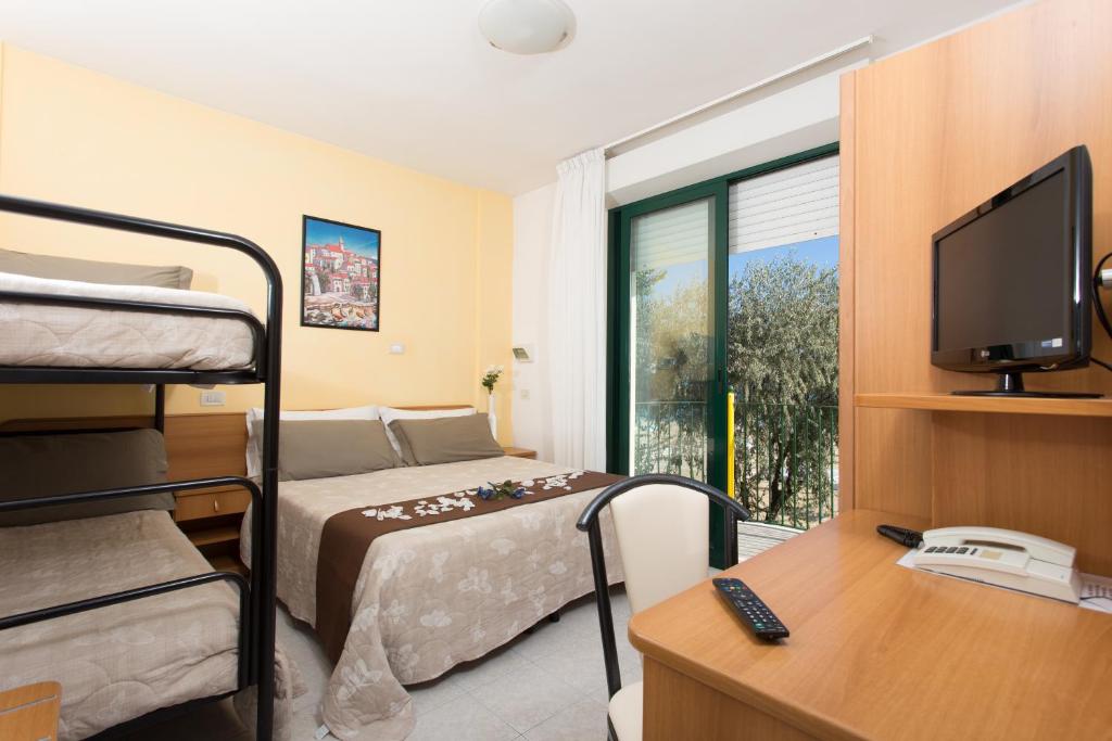 Hotel Emilia - Resim 5