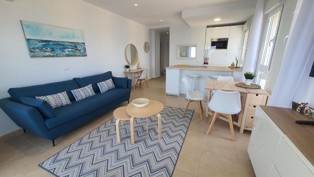Posedenie v ubytovaní Beachfront-Parque Paloma-Modern-Panoramic Views!