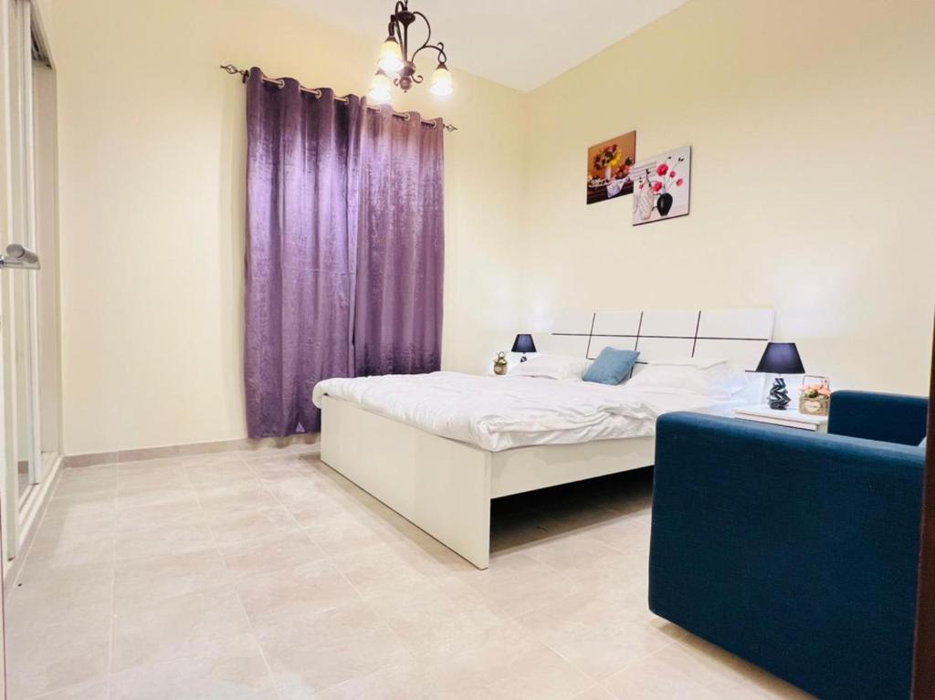 Spacious 2 Bedroom with maid room for families