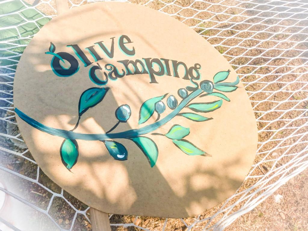 Certifikát, hodnocení, plakát nebo jiný dokument vystavený v ubytování Olive Camping