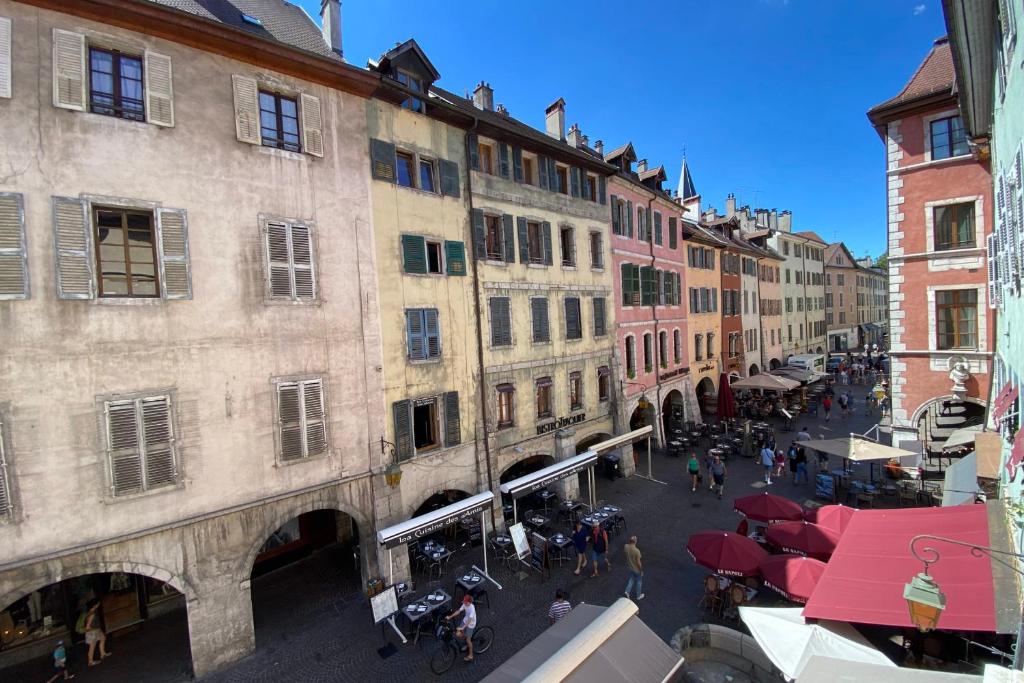 an overhead view of a city street with buildings at LEtage - Large T3 in the heart of the Old Town of Annecy in Annecy