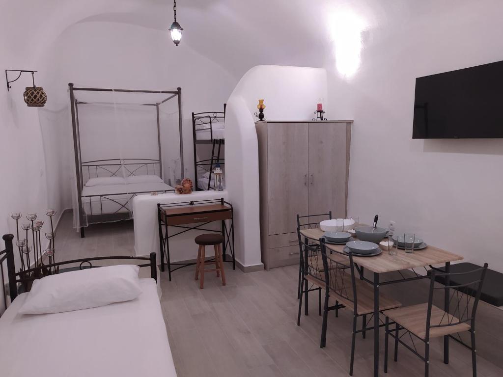 Postel nebo postele na pokoji v ubytování Mentoras' Complex