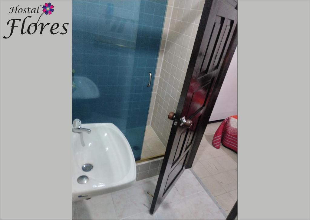 Koupelna v ubytování Hostal Flores