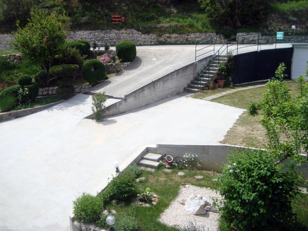 Fotografia z galérie ubytovania Apartments with a parking space Supetarska Draga - Donja, Rab - 14152 v Rabe