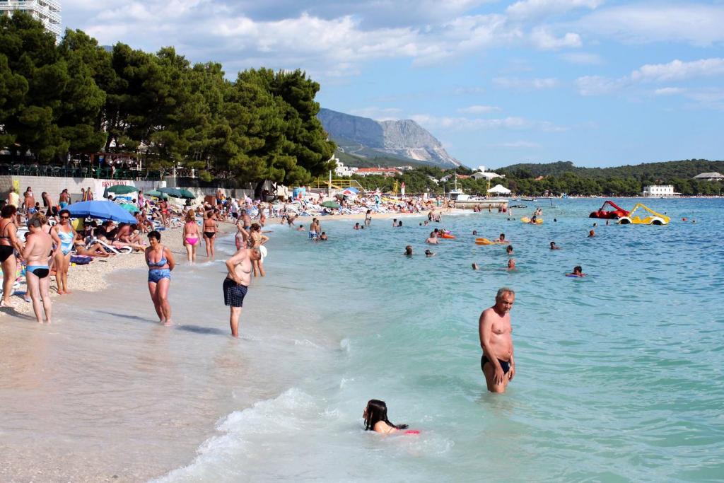 Fotografia z galérie ubytovania Apartments with a parking space Makarska - 15763 v destinácii Makarska