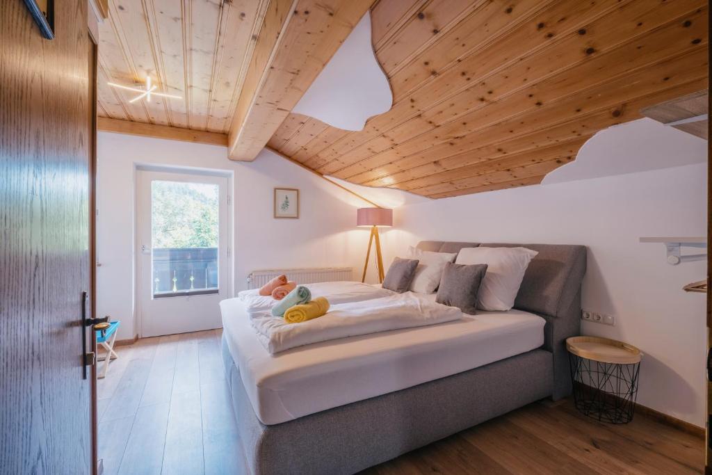 Posteľ alebo postele v izbe v ubytovaní Kaiser Apartments