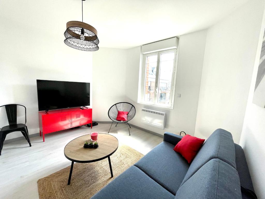 L'Oratoire - Three-Bedroom Apartment
