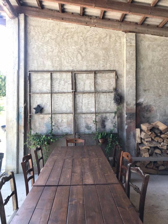 Zdjęcie z galerii obiektu Sotto La Vigna Charm Stay Adults only vacation Appartement Hayloft w mieście Montegrosso dʼAsti
