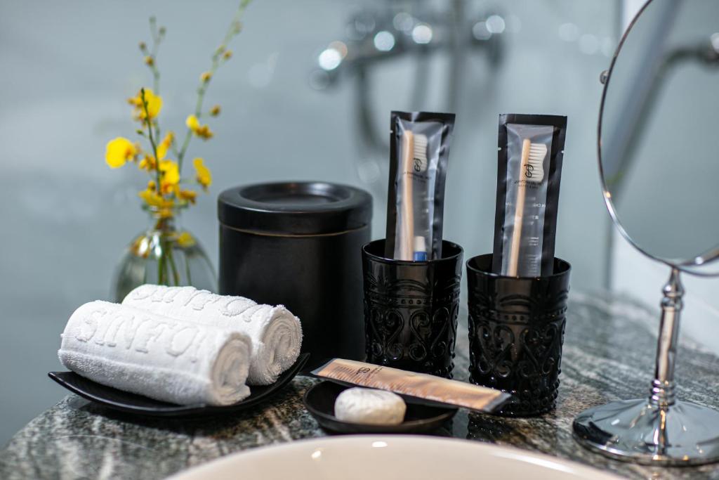 Phòng Deluxe Giường Đôi/2 Giường Đơn Không Có Cửa Sổ