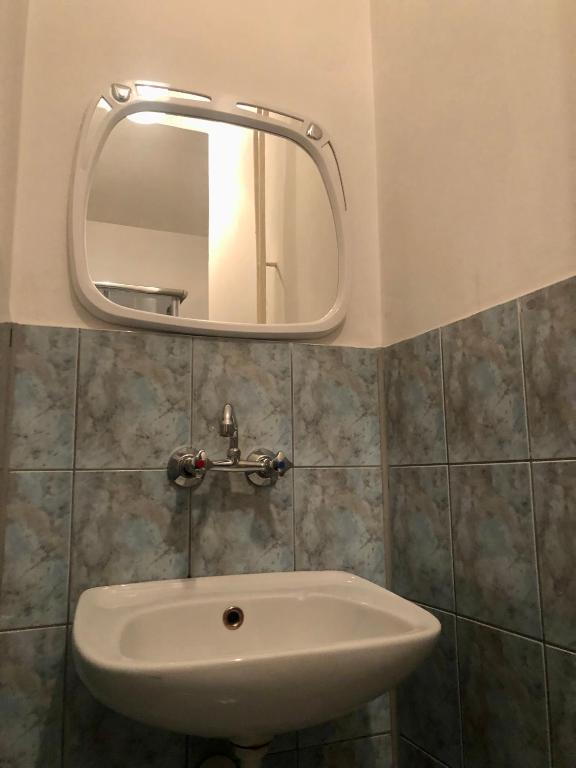 Kúpeľňa v ubytovaní Międzynarodowe Schronisko Młodzieżowe PTSM Szarotka