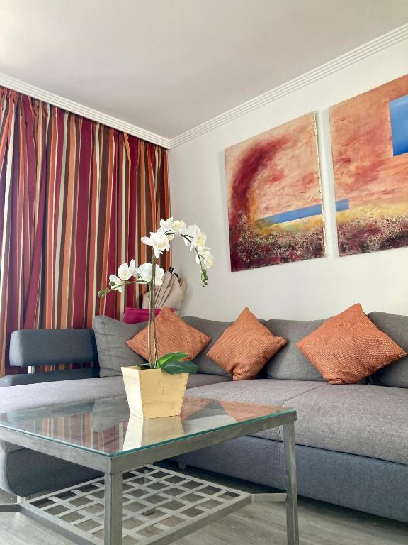A seating area at Sunny MASPALOMAS