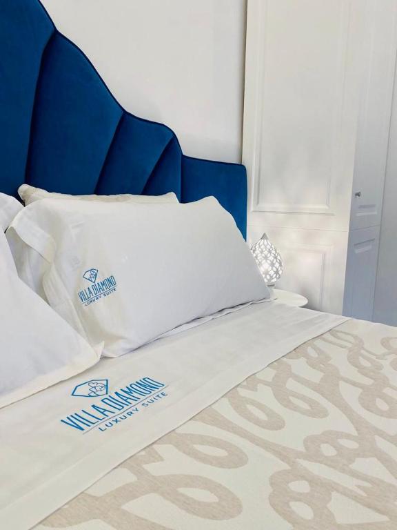 Postel nebo postele na pokoji v ubytování Villa Diamond Luxury Suite