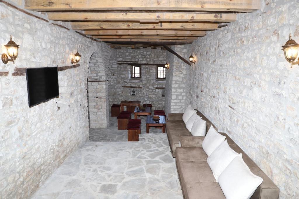 Villa Athina in Berat Castle - Since 1741 - Image 5