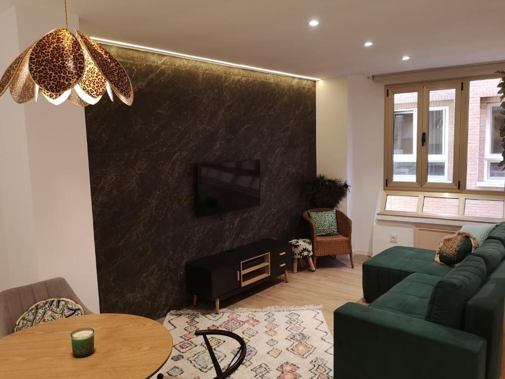 Romea Suites - 
