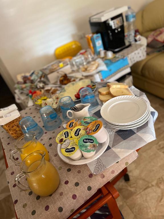 Jedlo v ubytovaní bed & breakfast alebo blízkom okolí