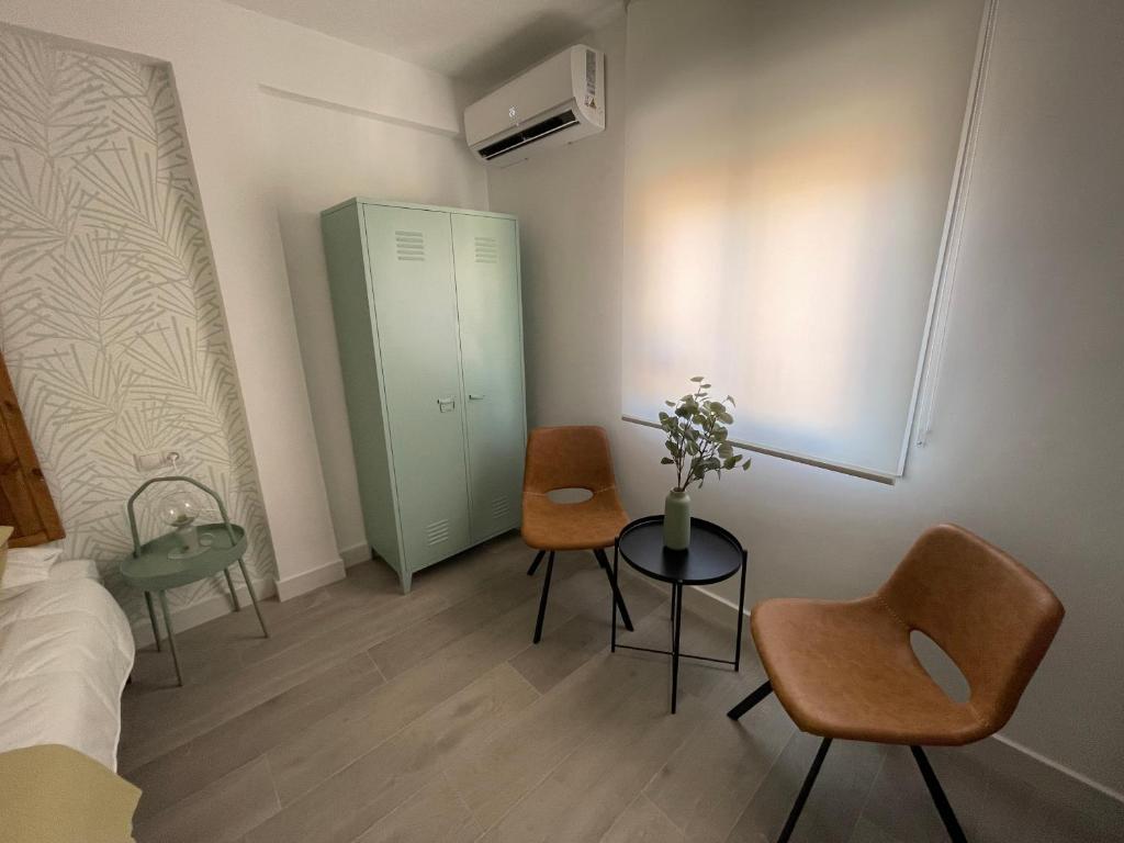 Posedenie v ubytovaní LUMINOSO APARTAMENTO RECIÉN REFORMADO