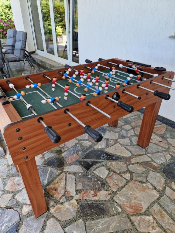 Biliár nebo kulečník v ubytování Garden apartment