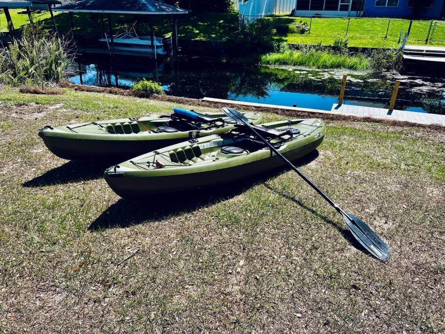 Lake Vibe Hangout “On Lake Time” Lake Placid Fl, Lake Huntley, FL 