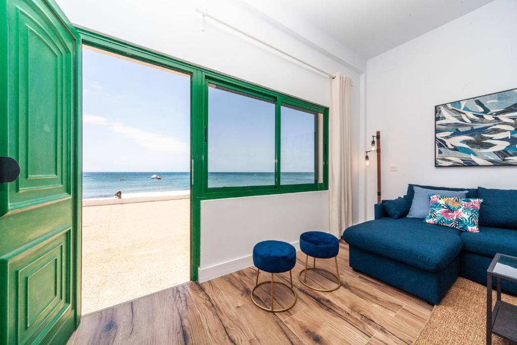 Luxury Suite Sea Front V - Апартаменты с 1 спальней