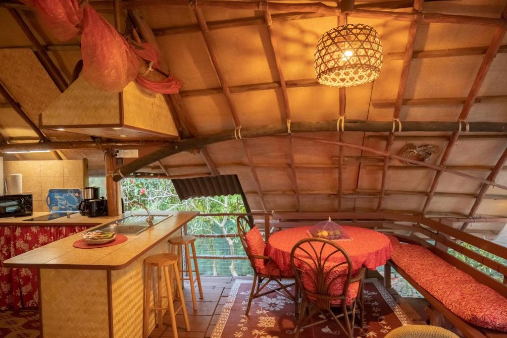 Location " la Pirogue " Maison d'Hôtes à Moorea - photo 4 - Moorea, Polynésie