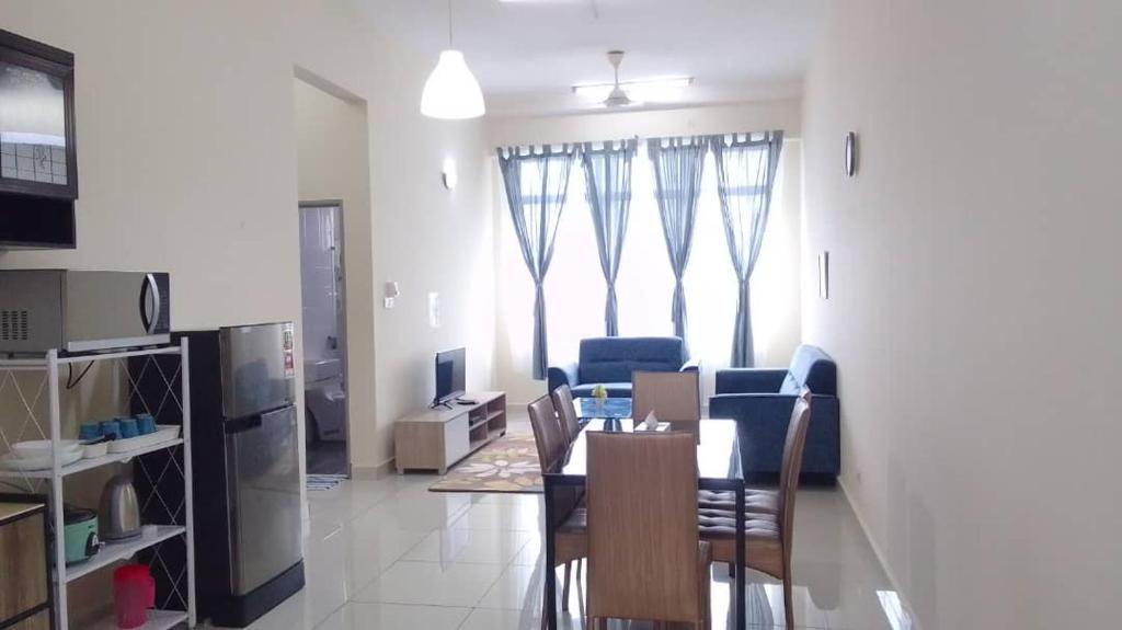 Gallery image of VUE RESIDENCES SERVICE SUITE - 2 rooms for 4 pax in Kuala Lumpur
