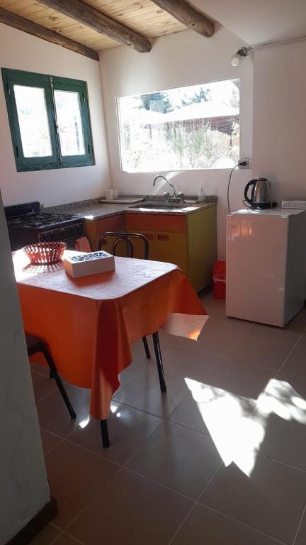 Kuchyň nebo kuchyňský kout v ubytování CABAÑAS RINCON DEL PLATA