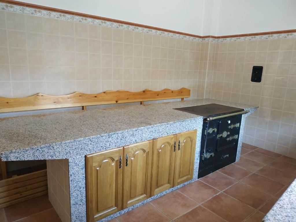 A kitchen or kitchenette at Casa Xarreiro
