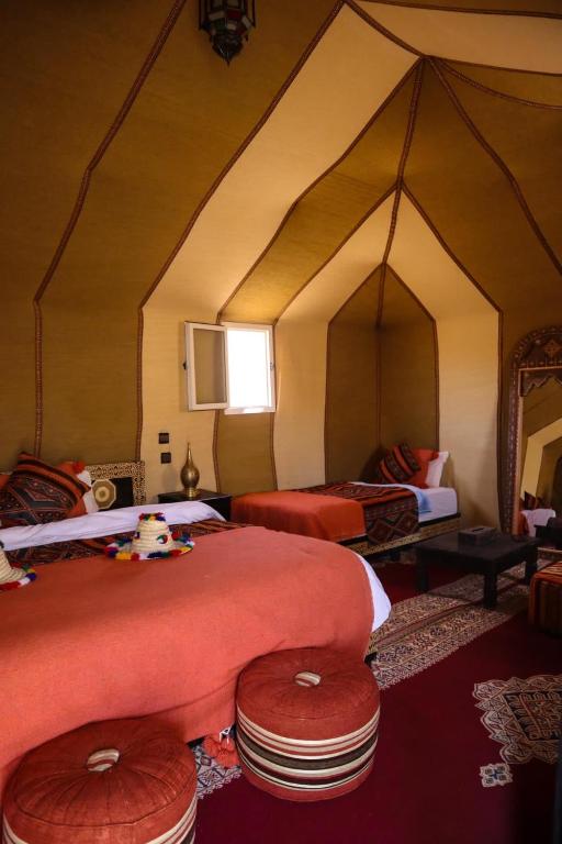 Posezení v ubytování Merzouga Paradise Luxury Camp