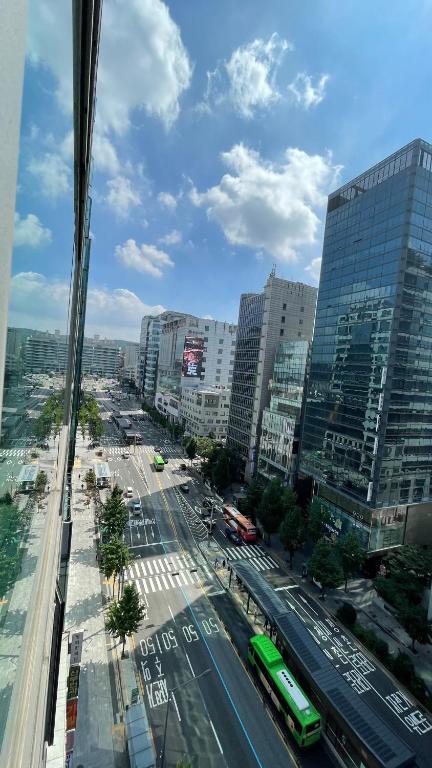 Vista generica su Seul o vista sulla città dall'interno dell'appartamento