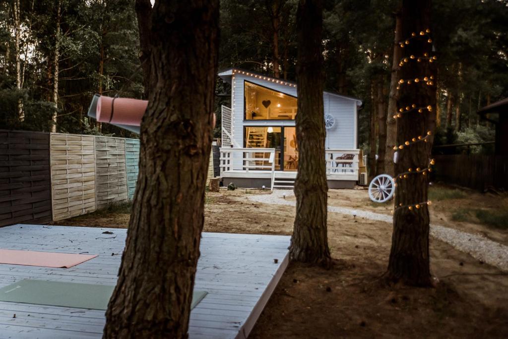 Foto dalla galleria di Wiejskie Swawole-domki w lesie na wsi a Wielgie Topór