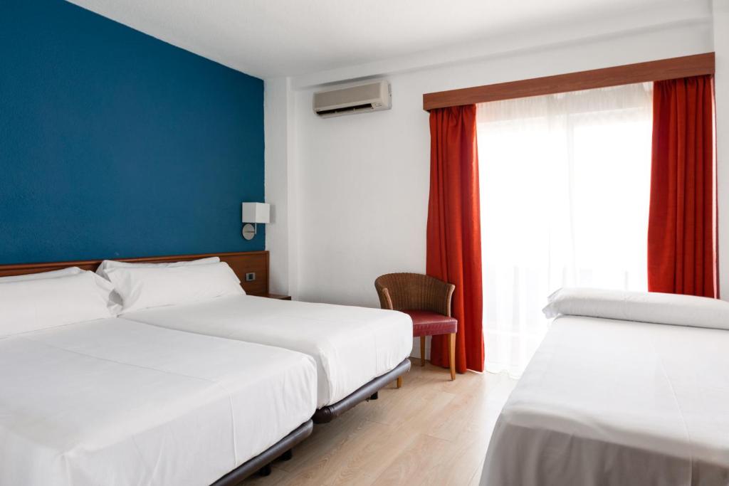 Catalonia Punta del Rey - Triple Room (3 Adults)