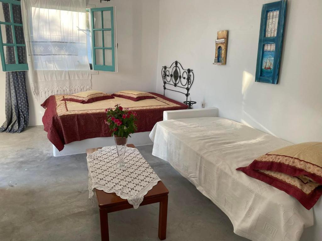 Posteľ alebo postele v izbe v ubytovaní Sweet home with two beds -one single room- with beautiful view!