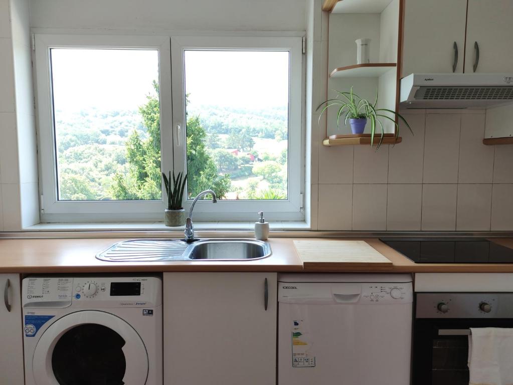 Kuchyňa alebo kuchynka v ubytovaní Apartamento Itsasoa Barrika