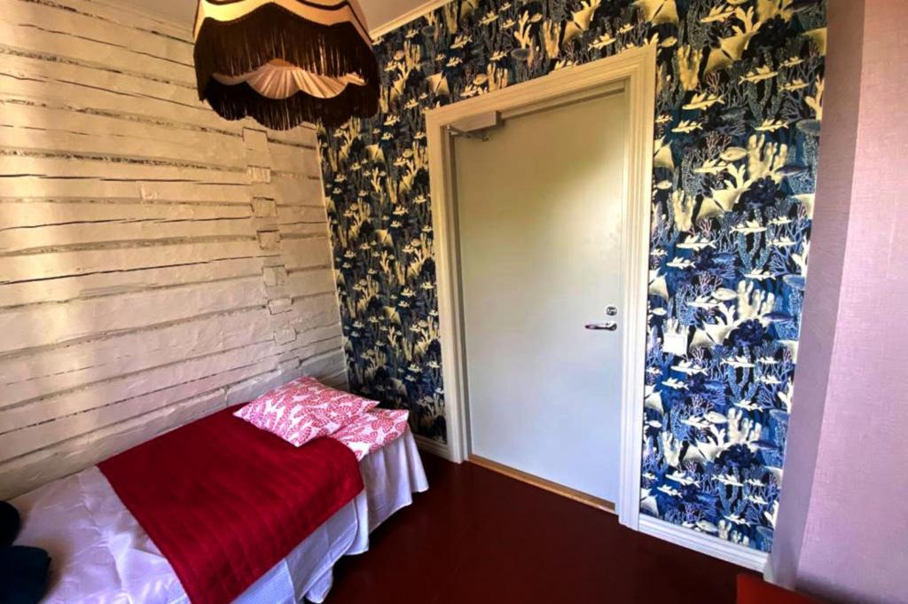 Matkustajakoti Ykspihlaja - Budget Single Room