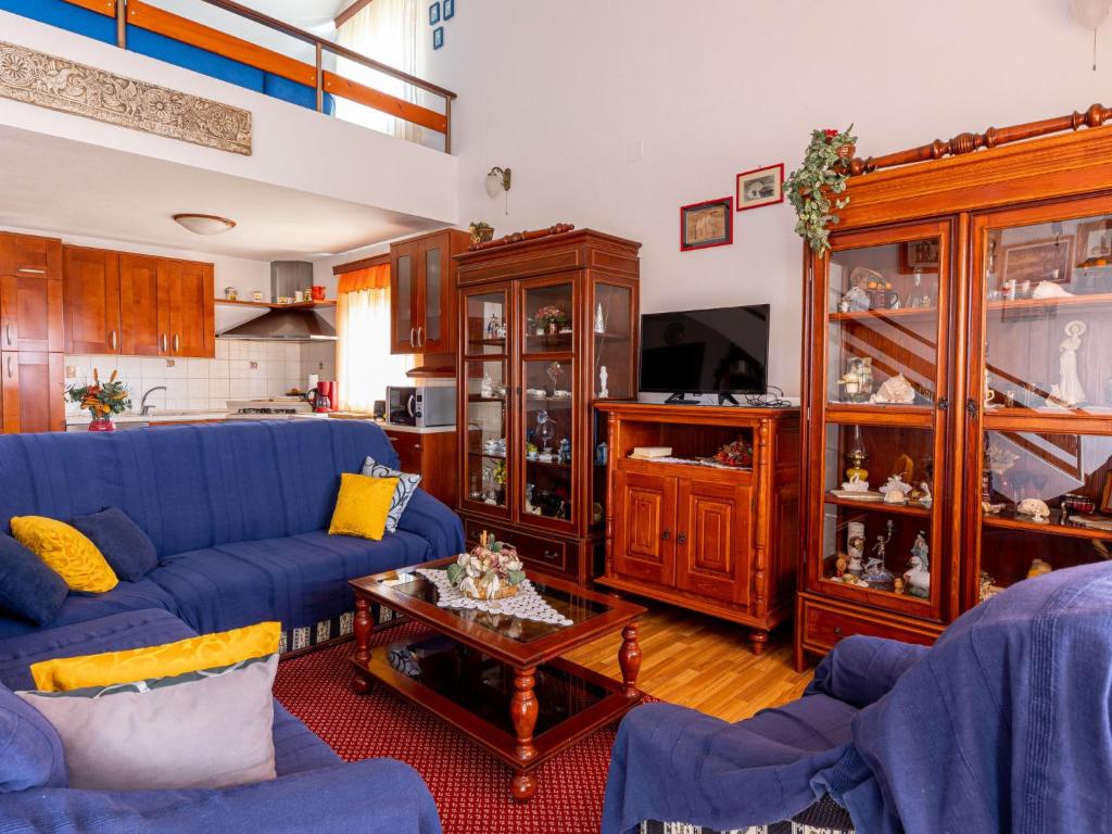 Posezení v ubytování Apartment Villa Saba-2 by Interhome