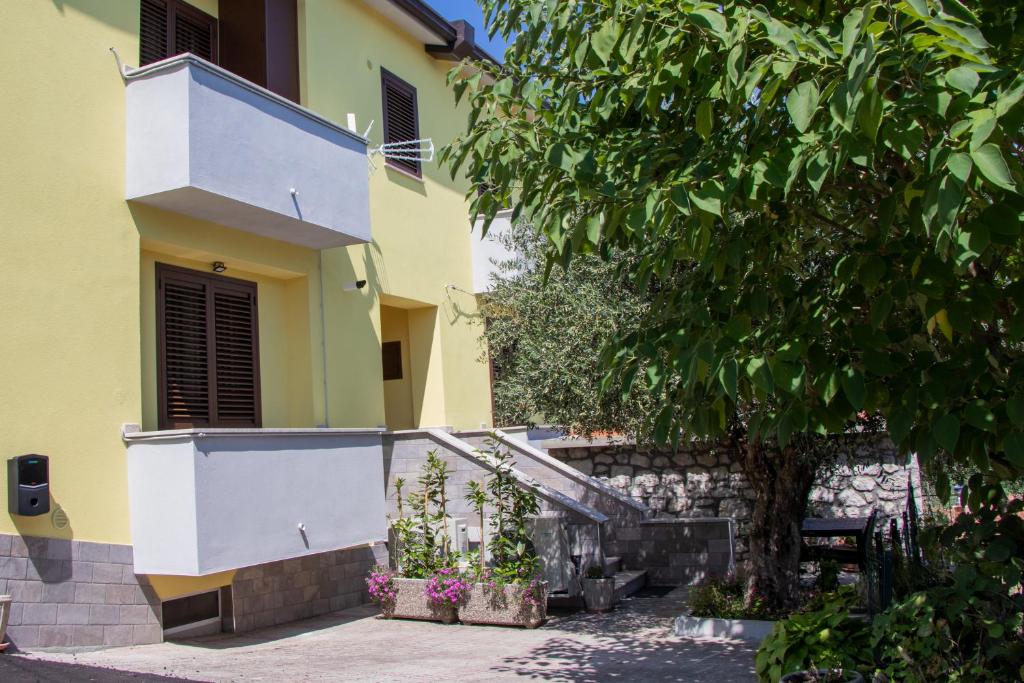 Budova, kde se apartmán nachází