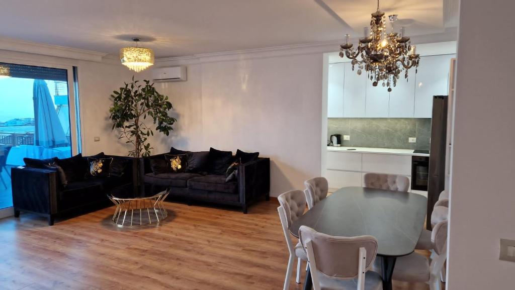 Pirro Luxury Apartment - Imazhi 9