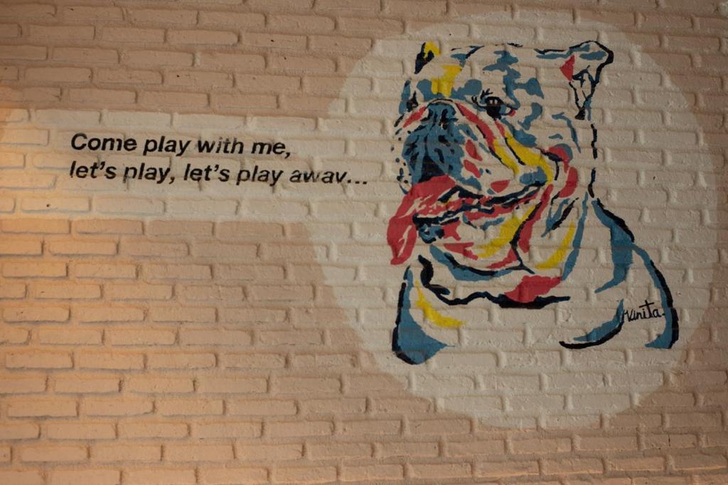 Tints of Blue Hotel - 2